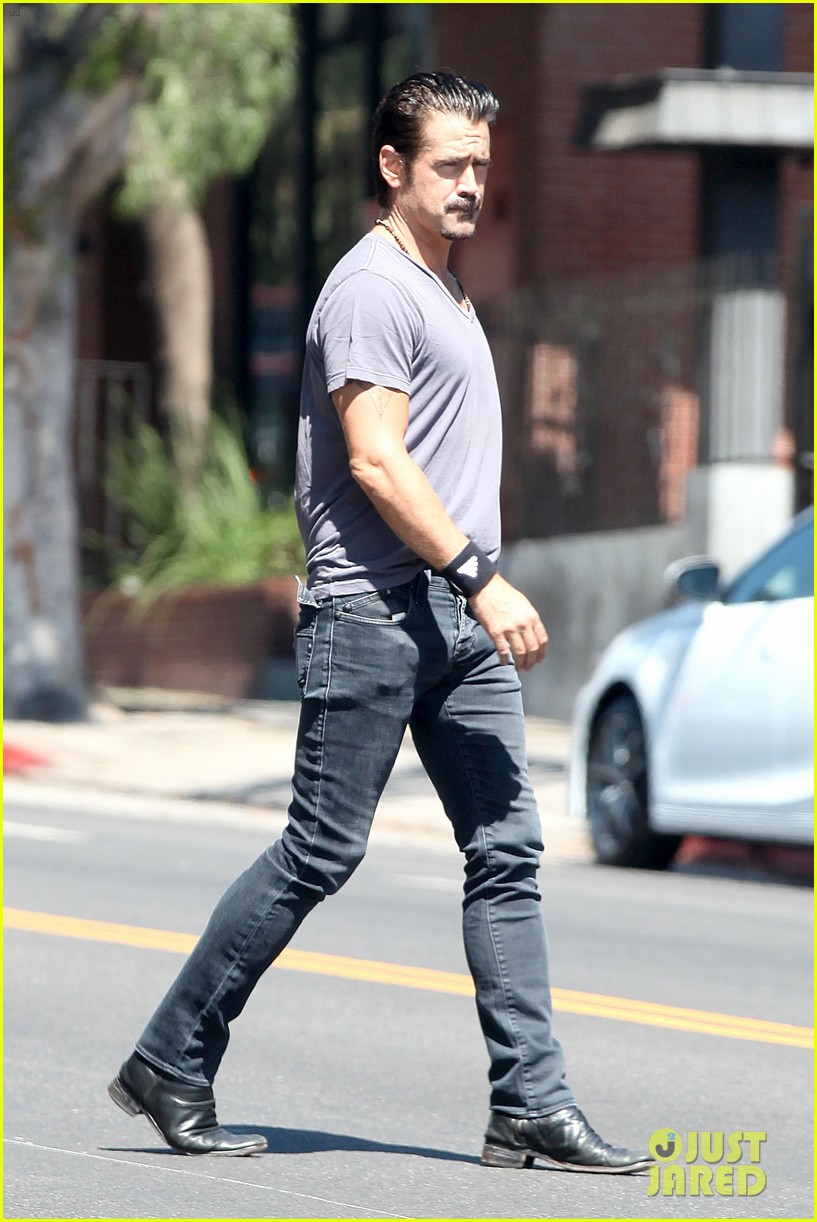 colin farrell steps out after big true detective news 103203639