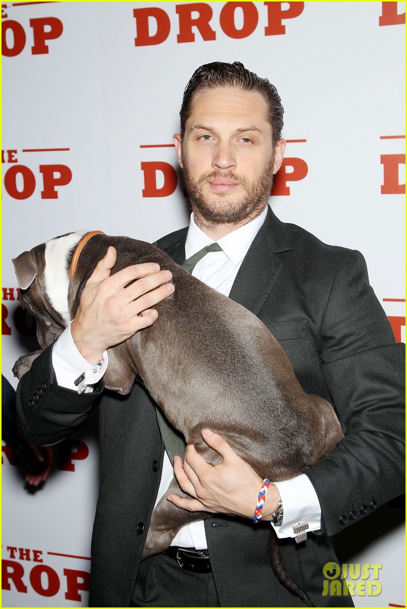 tom hardy gets nice licking at drop nyc premiere 213192750