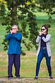 anne hathaway does tai chi in the park with robert de niro 15