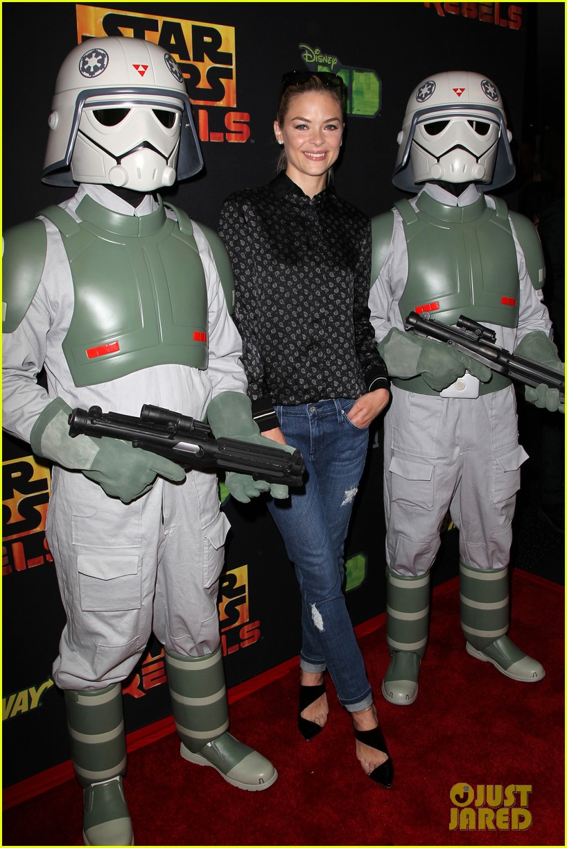 jaime king brings son james knight to star wars rebels event 153206080