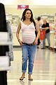mila kunis goes shopping while waiting for baby 03
