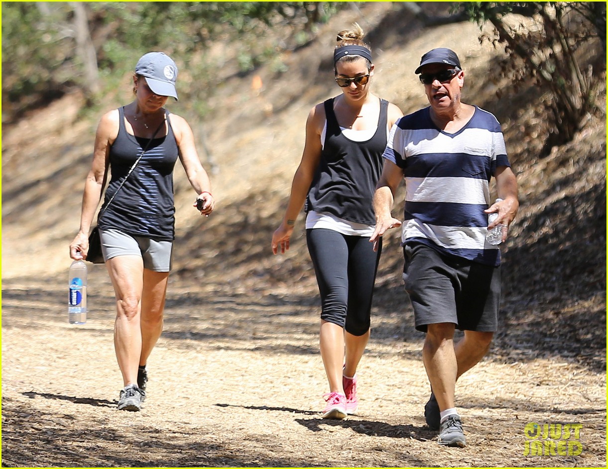 Lea Michele Reportedly Singing Frozen's 'Let it Go' on 'Glee': Photo ...