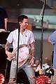 adam levine performs maps with maroon 5 today show 19