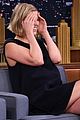 rosamund pike wearing craziest outfit when she found out gone girl 01