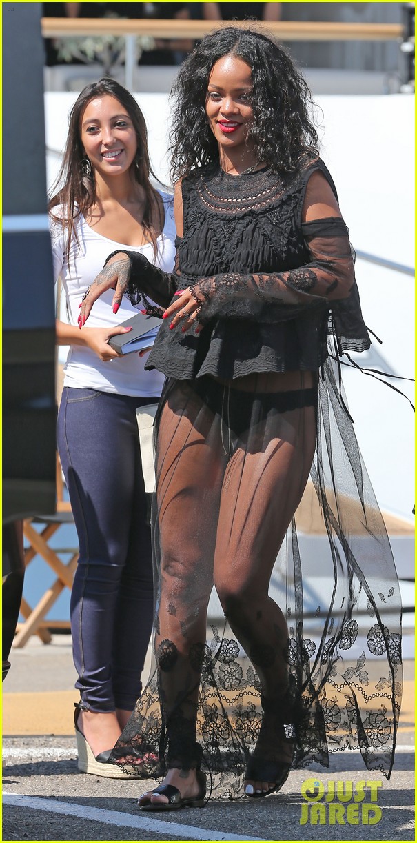 Rihanna's Super Sexy Sheer Dress Puts Her Legs On Display Photo