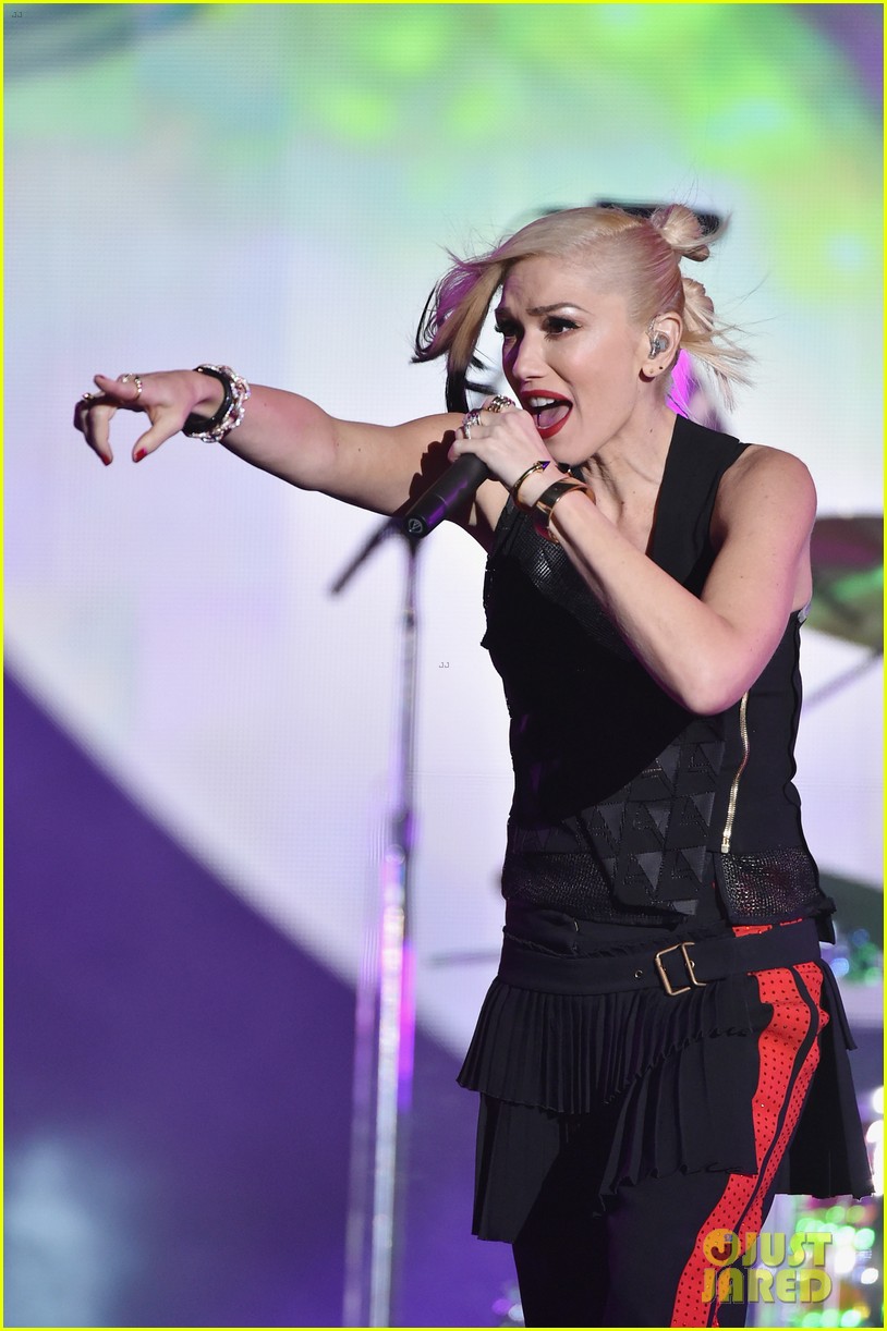 gwen stefani performs with sting at global citizen festival 2014 013206152