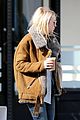 dakota fanning doesnt mind the chill in nyc 18