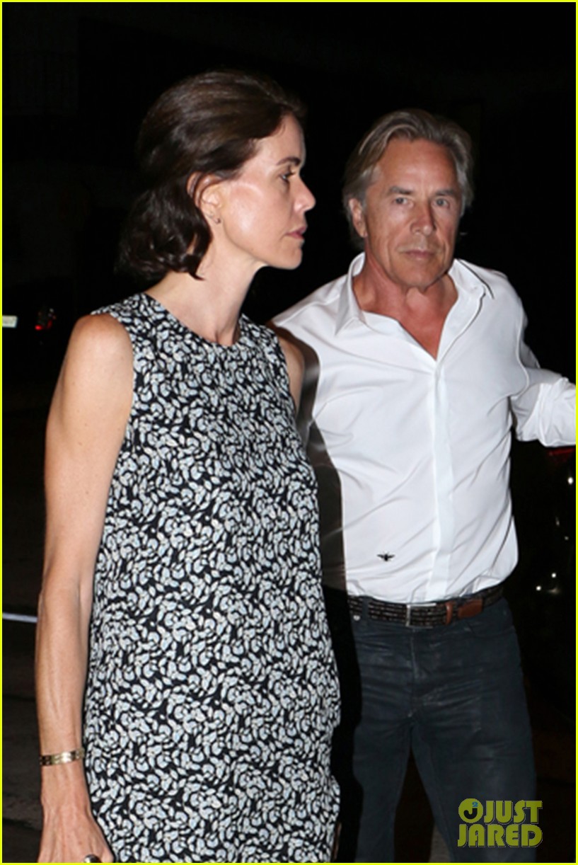 Dakota Johnson Grabs Dinner With Dad Don Before 25th Birthday: Photo