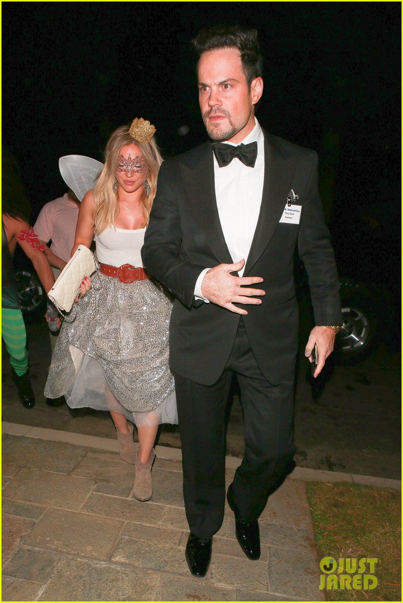 Hilary Duff Kicks Off Halloween Festivities with Ex Mike Comrie! Photo
