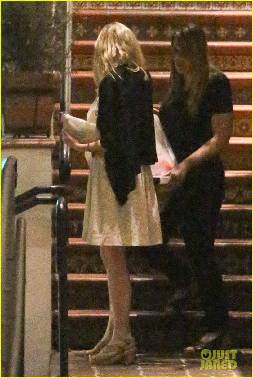 kirsten dunst steps out for dinner with her assistant 11
