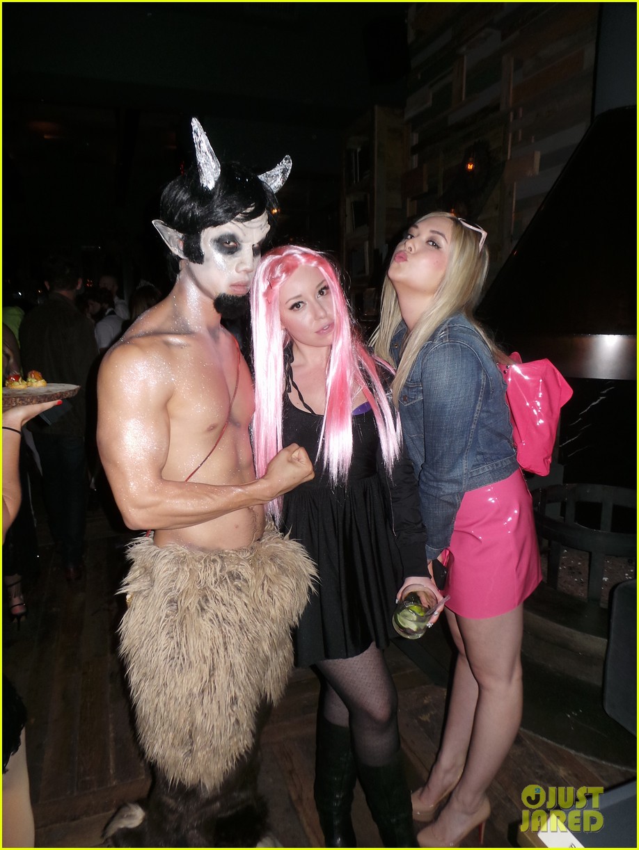 colton haynes lucy hale halloween party costume 023227792