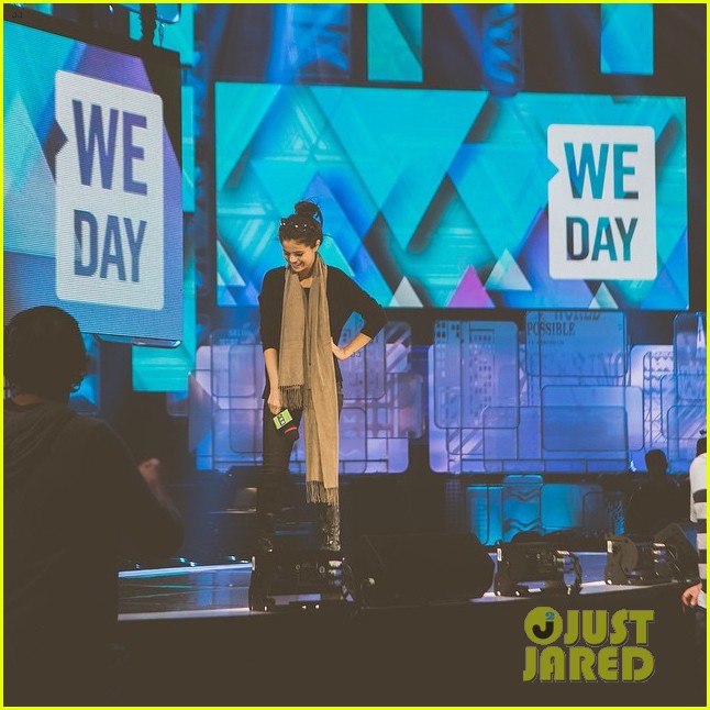 selena gomez hot pink host at we day event 05