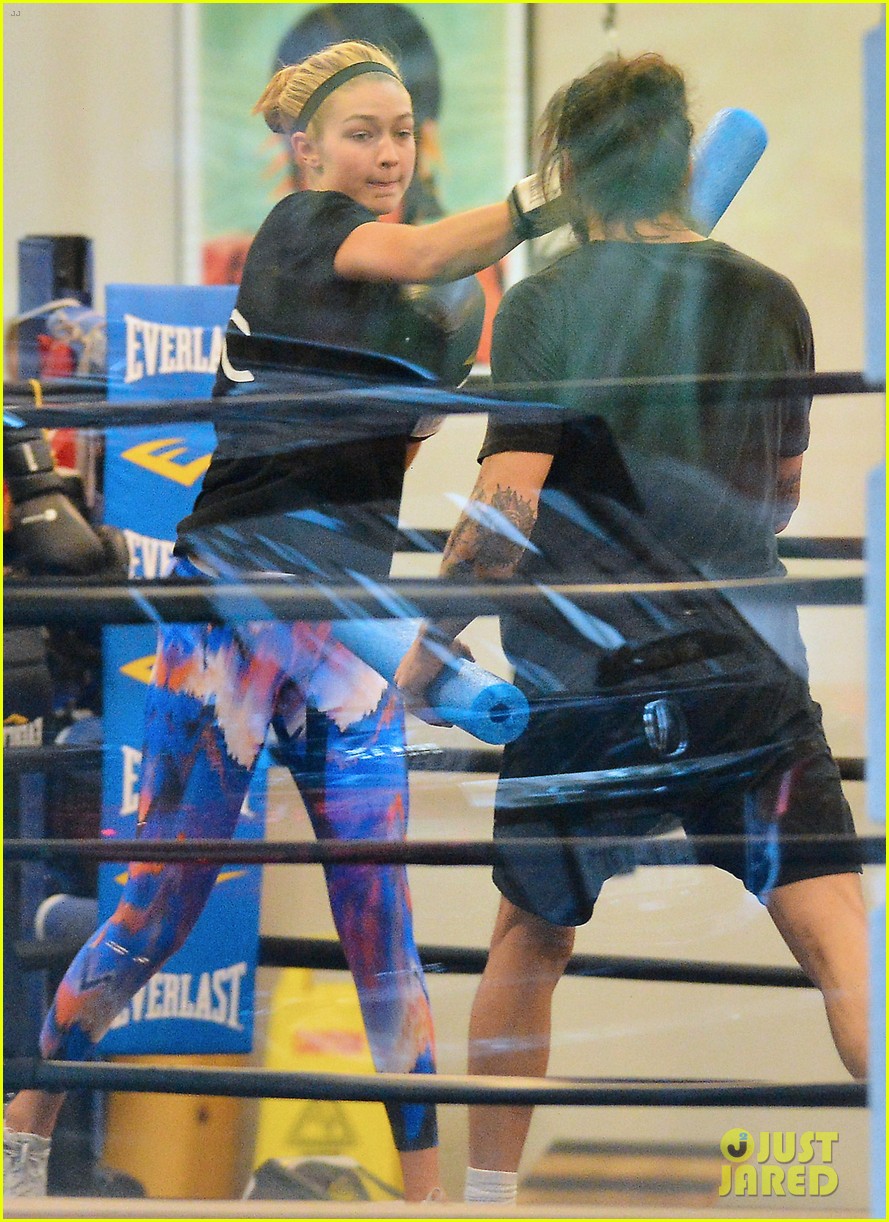 Gigi Hadid Puts Her Energy Into Boxing Workout Photo 3216598 Photos