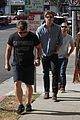 chris hemsworth grabs lunch with his older brother luke 06