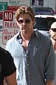 chris hemsworth grabs lunch with his older brother luke 11