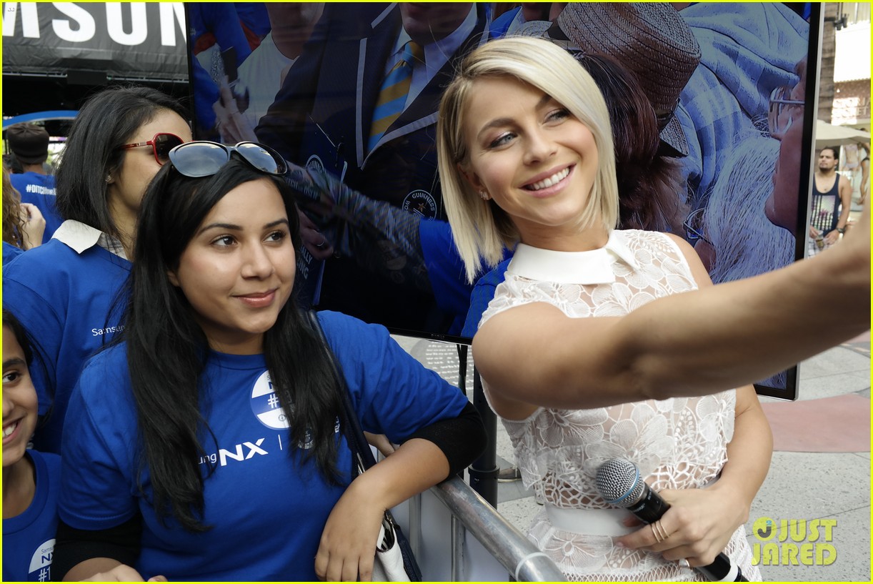 julianne hough nick cannon guinness world records for selfies 07