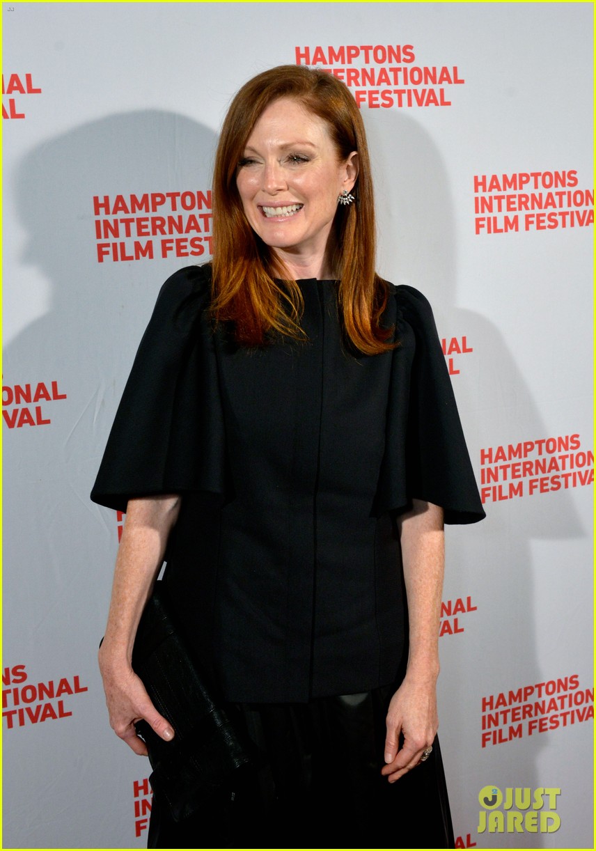 julianne moore closes out the hamptons film festival 08
