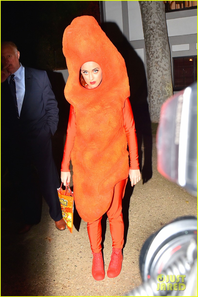 katy perry turns into a flaming hot cheeto for halloween 2014 083231310
