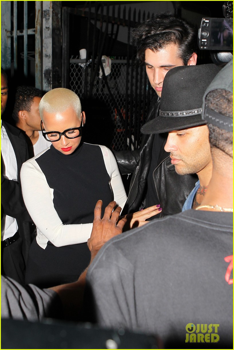amber rose grinds up on nick simmons leaves club with him 233210630