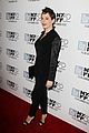 taylor schilling rose mcgowan are the laides in black for listen up phillip 01