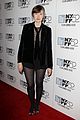 taylor schilling rose mcgowan are the laides in black for listen up phillip 23