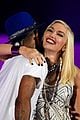 gwen stefani pharrell williams close out we can survive concert 04