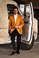 jim carrey jeff daniels suit up for dumb and dumber to premiere 16