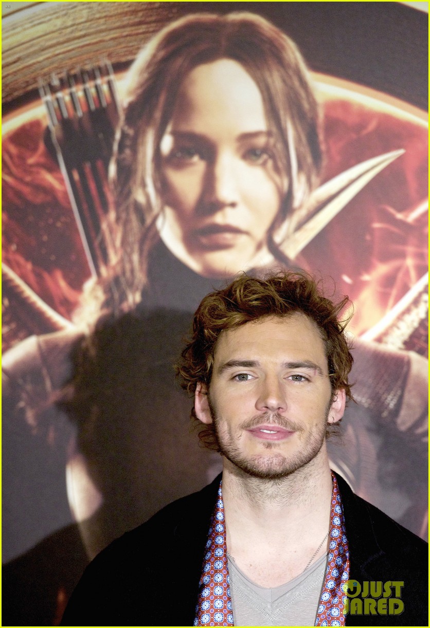 sam claflin opens up on giving up soccer dream 153240779