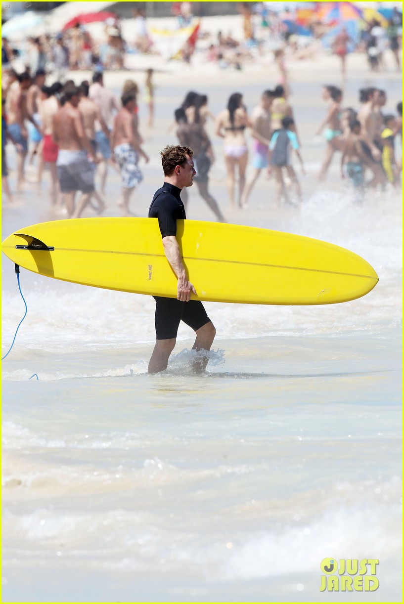 michael fassbender shirtless surfing in sydney 193252031