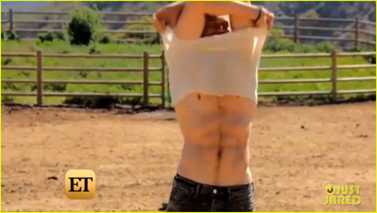 charlie hunnam shirtless for mens health bts video 08