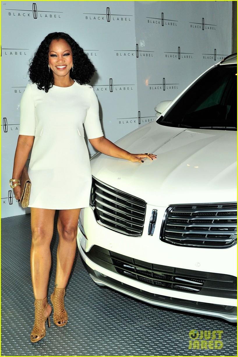 Anna Kendrick Says Fifty Shades of Grey's Jamie Dornan Looks Like The 'Love  Actually' Kid: Photo 3244870 | Anna Kendrick, Cameron Silver, Garcelle  Beauvais, Joe Jonas, Kelley Jakle Photos | Just Jared: Entertainment News, image size:817x1222