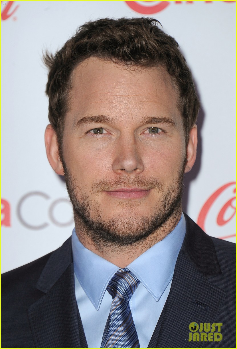 chris pratts fans react to his sexiest man alive loss 17