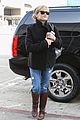 reese witherspoon flys from la 06