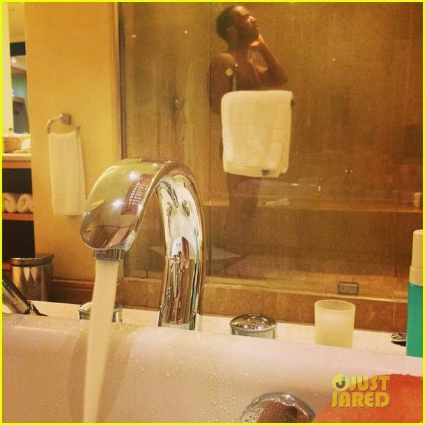 Chrissy Teigen Shares Pic of John Legend Naked in the Shower! Photo