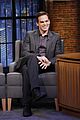 kerry washington avoids scandal spoilers on late night with seth meyers 04