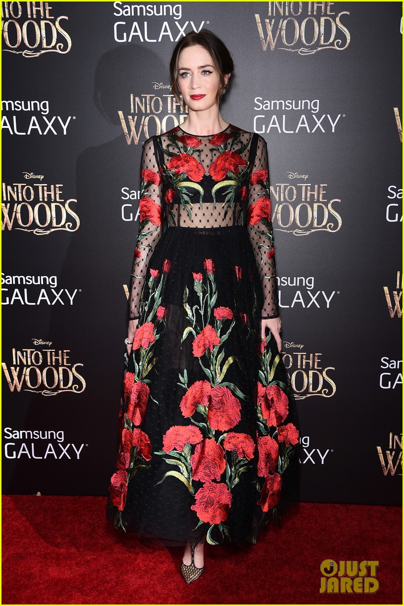 into the woods premiere emily blunt 073257846