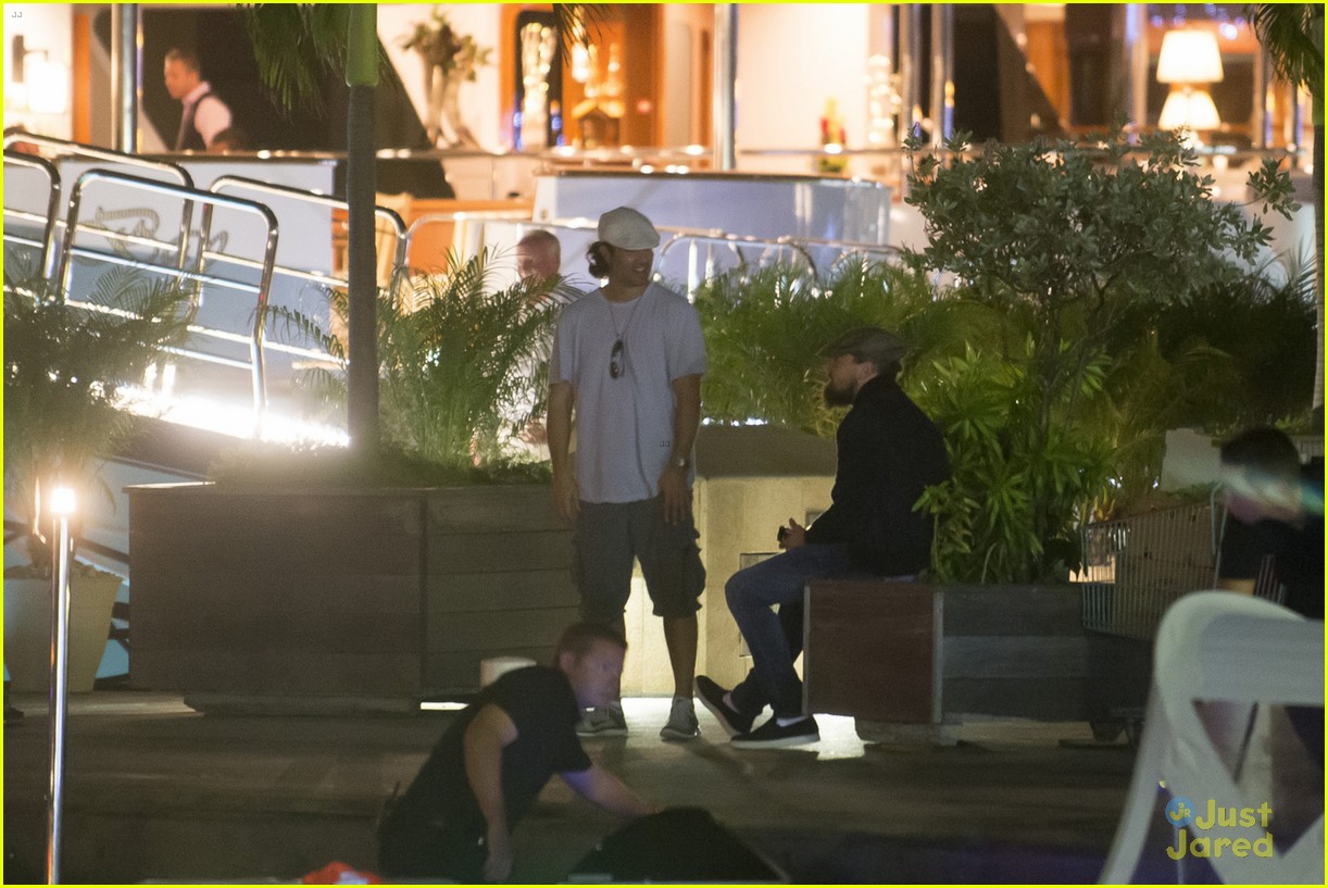 leonardo dicaprio is spending new years in st barts 043270274