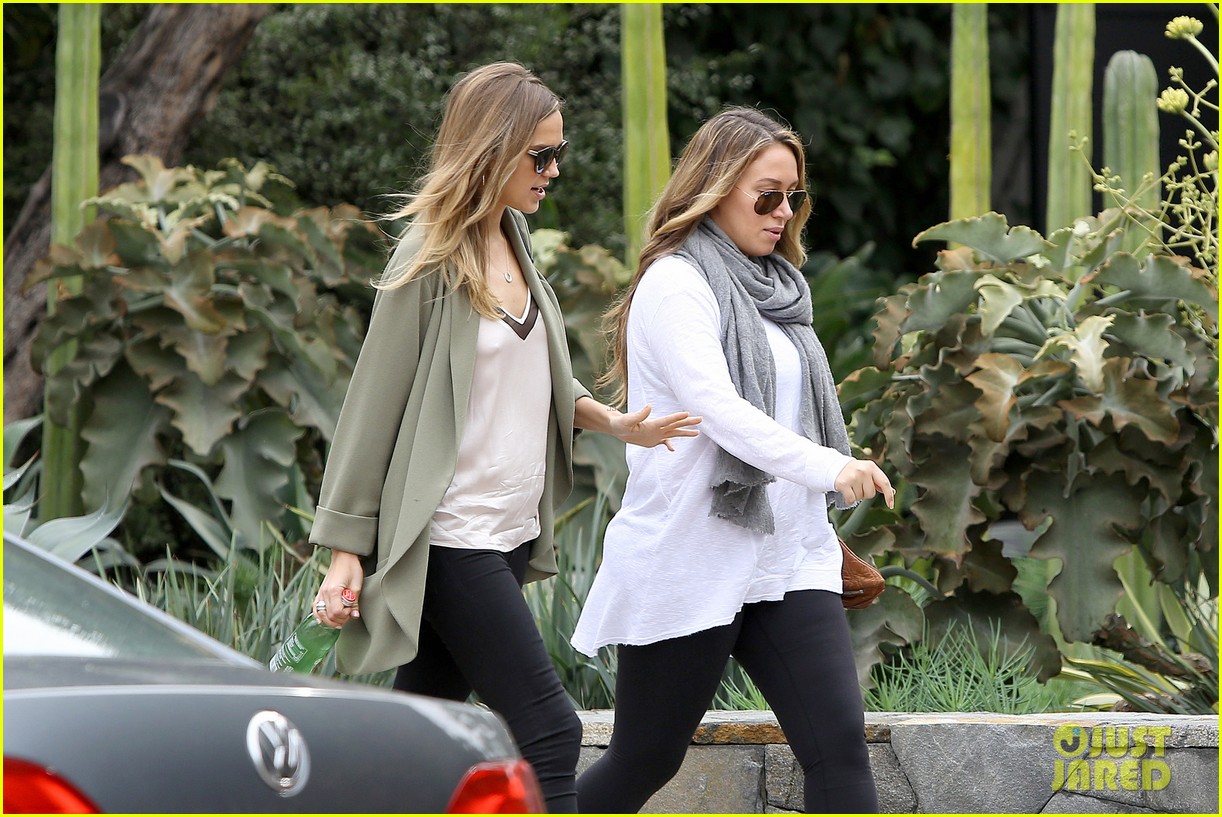 haylie duff is pregnant 033253408