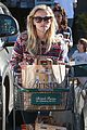 reese witherspoon jim toth grocery shopping 03