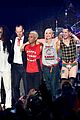 gwen stefani gavin rossdale rock out at kroq almost acoustic christmas 10