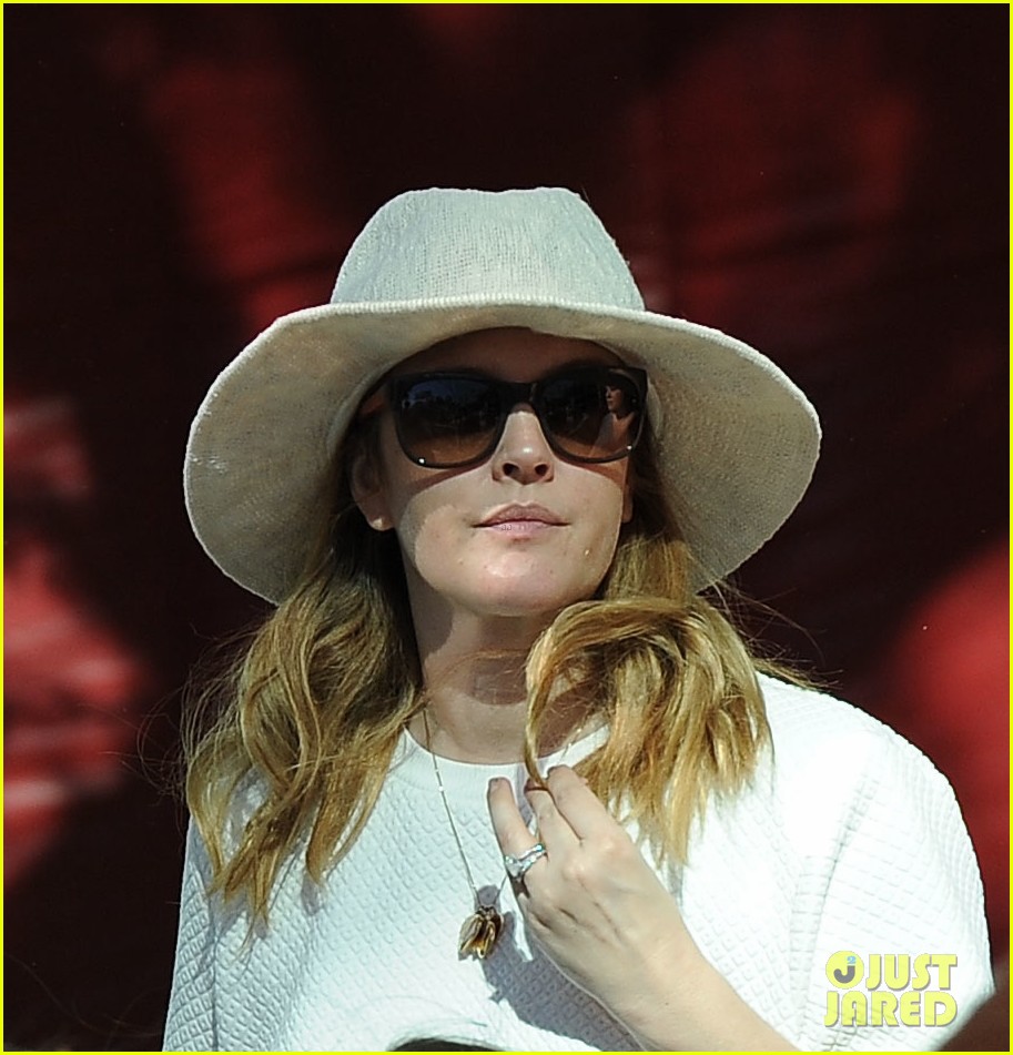 Drew Barrymore's Daughter Olive Is Starting to Speak Hebrew! Photo