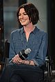 anne hathaway opens up about marriage 09