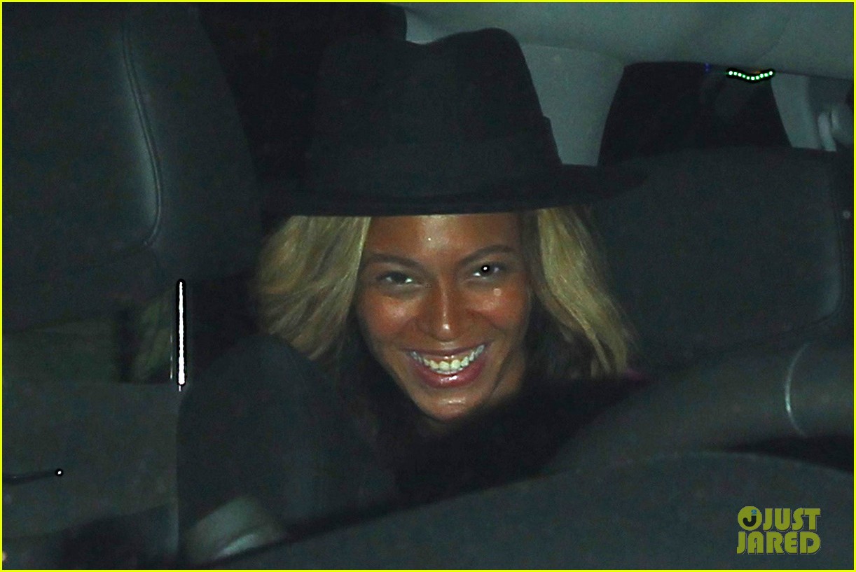 Beyonce & JayZ Step Out for Low Key Dinner in WeHo Amid Pregnancy