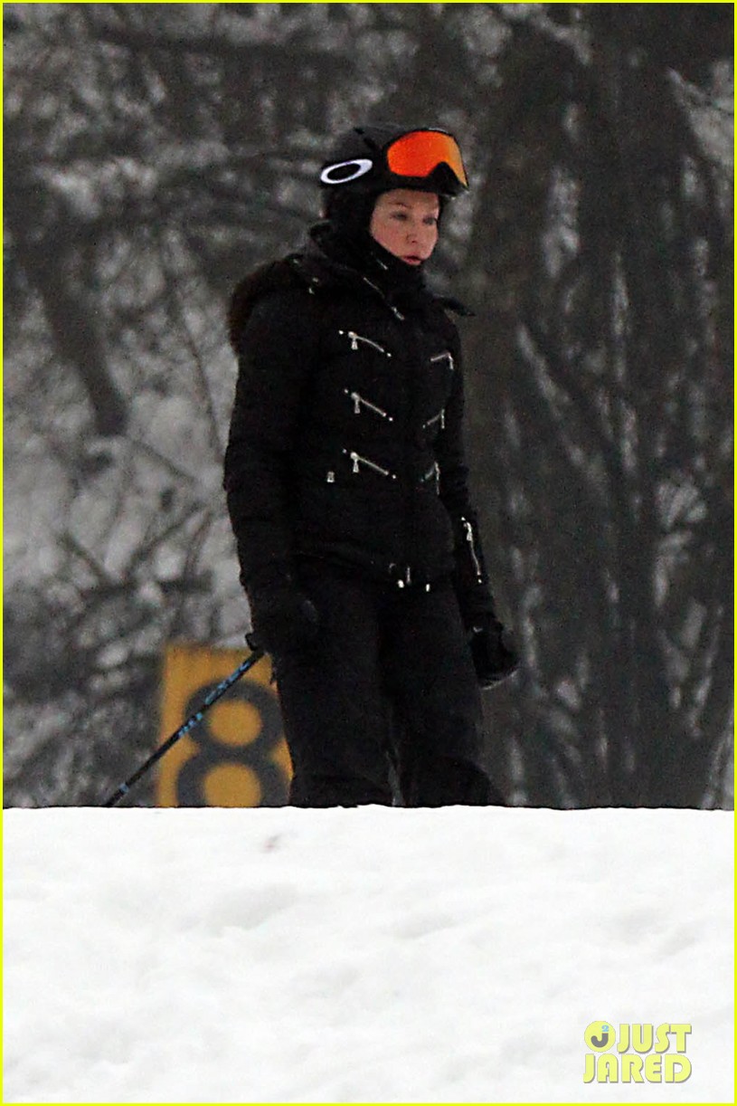madonna goes skiing after controversy 05