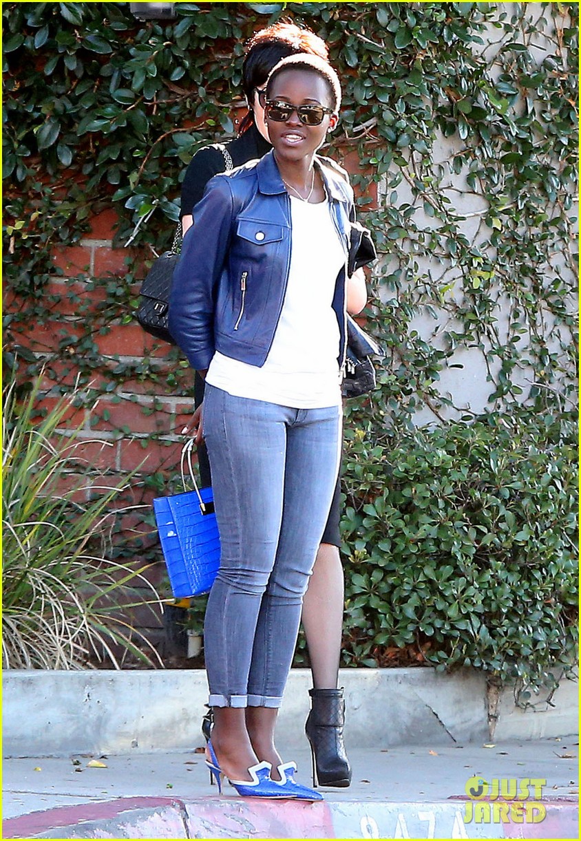 lupita nyongo is getting shade from a real housewife 013280867