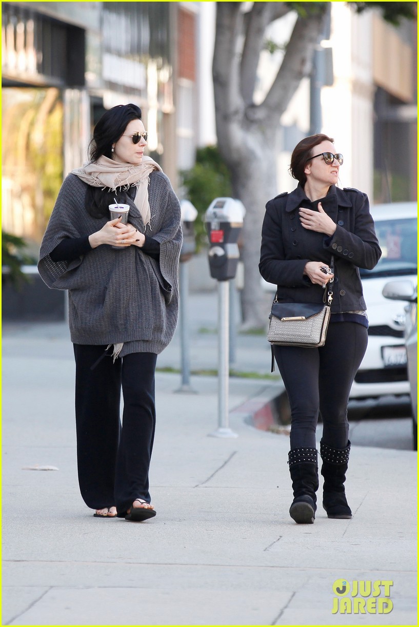 laura prepon out with her friend jill 123271952