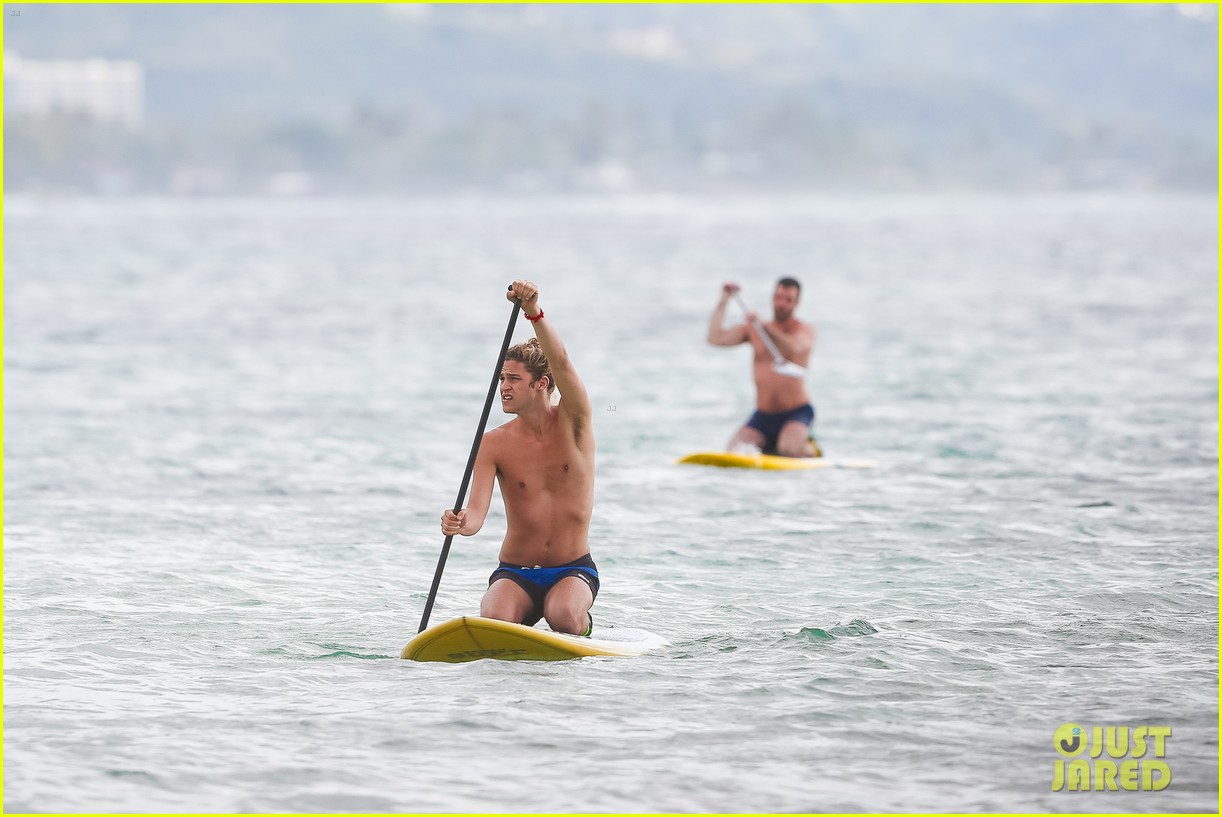 zachary quinto model boyfriend miles mcmillan paddleboard shirtless in hawaii 253272359