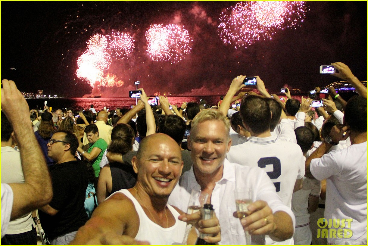 sam champion spends nye with bf 013271618