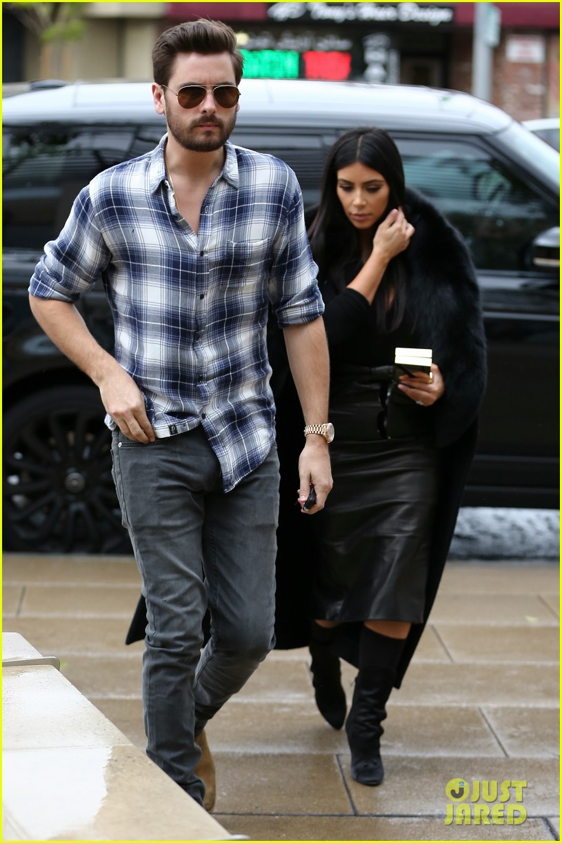 scott disick gives big tip to montage 063292642