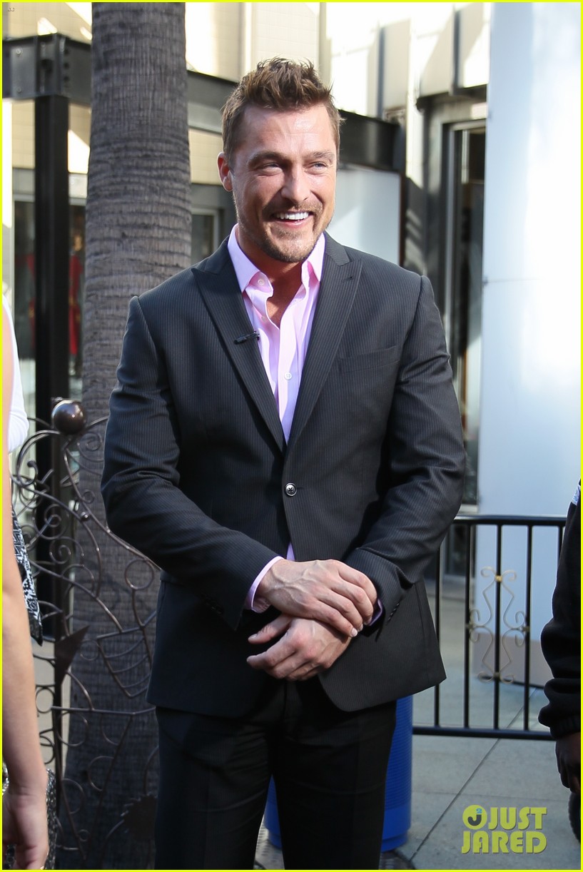 The Bachelor's Chris Soules Is Shirtless & Sweaty in Hot Photo! Photo(01)